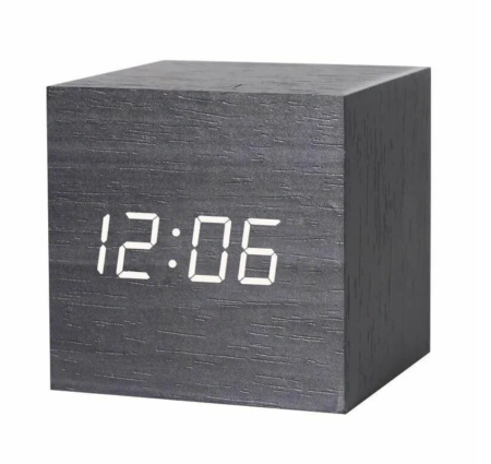 Часы настольные электронные с будильником
